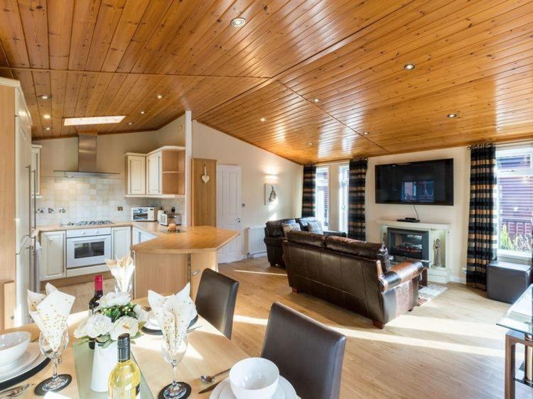 Windermere Retreat - White Cross Bay Holiday Park 外观 照片