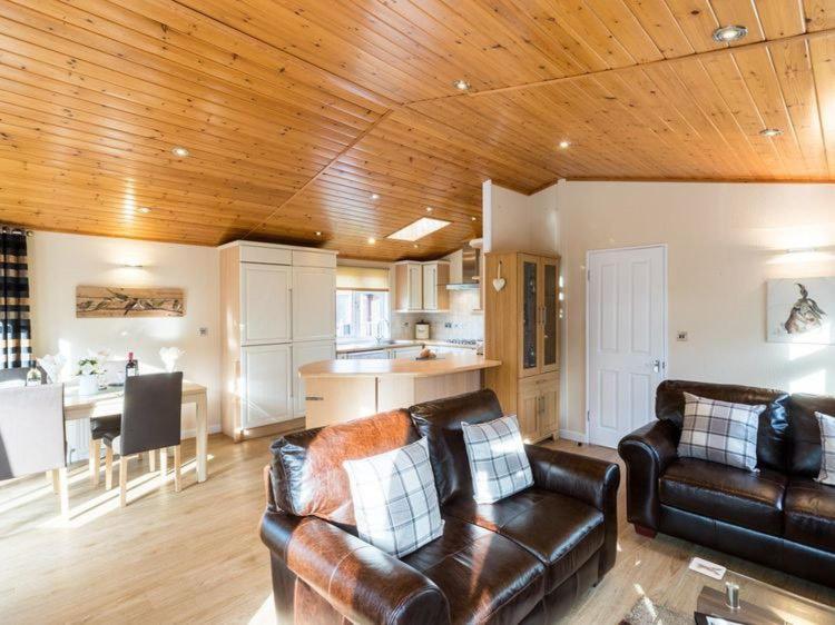 Windermere Retreat - White Cross Bay Holiday Park 外观 照片